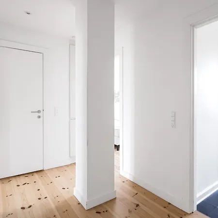 Fantastic 2-br W Balcony In Charlottenlund - 294 *